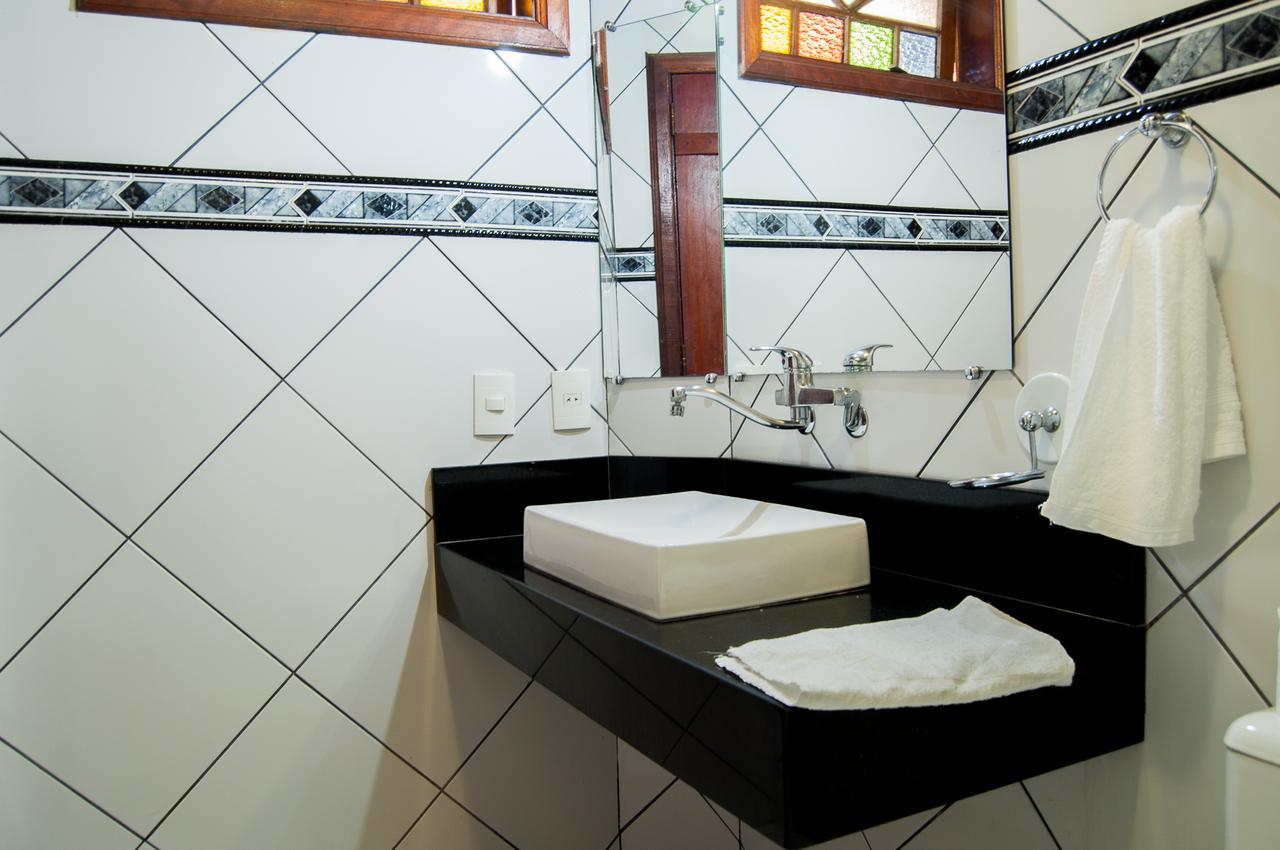 Refron Du Mar Pousada Paraty Exterior photo
